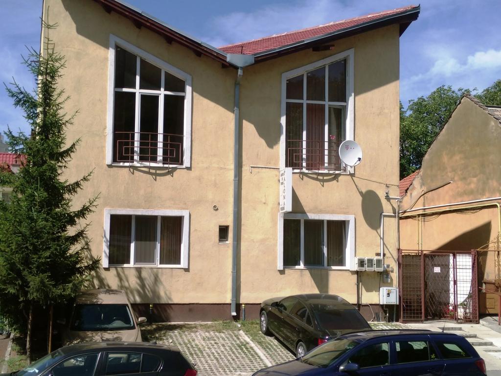 Pensiunea Paloma 3 Stele Braşov Exterior foto